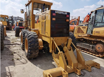 Motoniveladora CATERPILLAR 120H