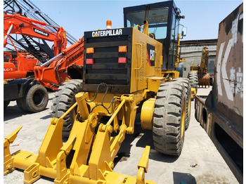 Motoniveladora CATERPILLAR 140H