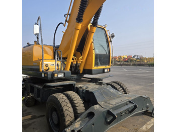 Escavadeira de rodas Hyundai R210W-9: foto 5