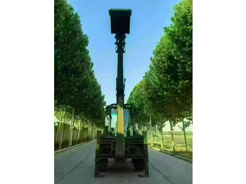 Retroescavadeira JCB 3CX: foto 4