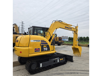 Mini escavadeira KOMATSU PC70-8