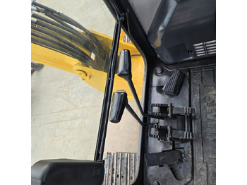 Mini escavadeira KOMATSU PC56