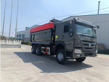 Caminhão furgão SINOTRUK HOWO