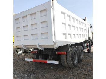 Caminhão basculante SINOTRUK HOWO: foto 5