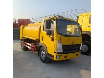 Caminhão tanque SINOTRUK