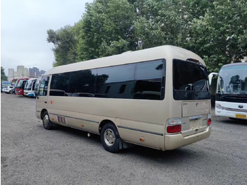 Autocarro TOYOTA