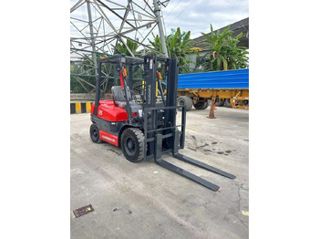 Empilhadeira a diesel Toyota FD25: foto 2