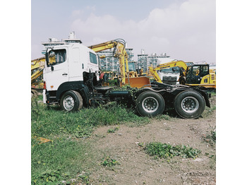 Tractor HINO 700: foto 5 Tractor HINO 700: foto 5