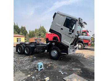 Tractor SINOTRUK HOWO tralier head: foto 3