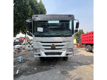 Tractor SINOTRUK HOWO tralier head: foto 4