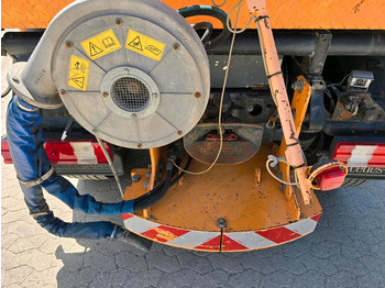 Espalhador de areia/ Sal UNIMOG