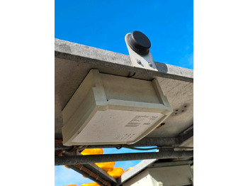 Reboque Nissen LED Absperrtafel DORA GPS FAT VZ-616 Fahrbare Absperrtafel Sperrwand Verkehrsleittafel Verkehrssicherungsanhänger Verkehrsleitanhänger Trebbiner Horizont: foto 5