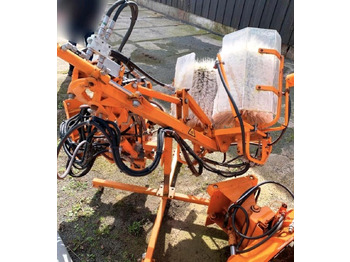 Vassoura UNIMOG