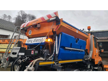 Espalhador de areia/ Sal UNIMOG