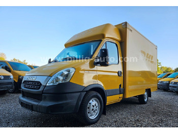 Carrinha de contentor IVECO Daily