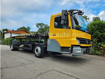 Caminhão transportador de contêineres/ Caixa móvel MERCEDES-BENZ