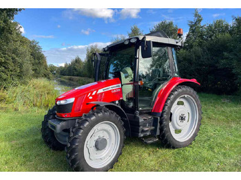 Trator MASSEY FERGUSON 5609