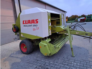Enfardadeira de fardos redondos PRASA ROLUJĄCA CLAAS ROLLANT 250 RC 255: foto 3