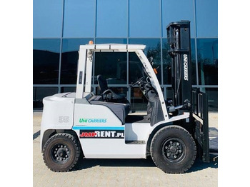 Empilhadeira a diesel UNICARRIERS