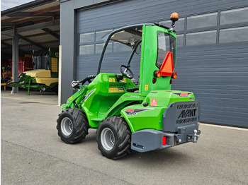 Mini carregadeira de esteiras Avant 635i Rental mini-shovel: foto 5