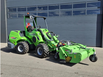 Mini carregadeira de esteiras AVANT