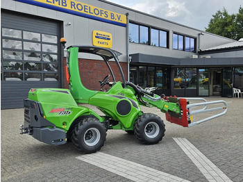 Mini carregadeira de esteiras Avant Mini-shovel 735i Rental met Kemp balenklem: foto 4