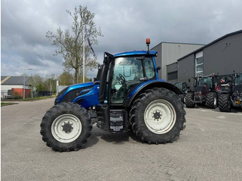 Trator VALTRA N134
