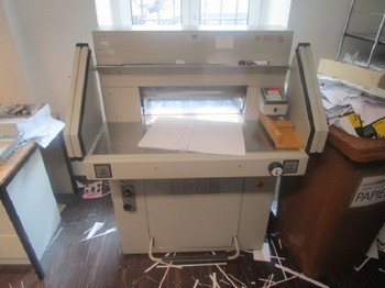 Máquina de corte de papel