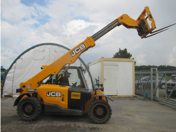 Empilhador telescópico JCB