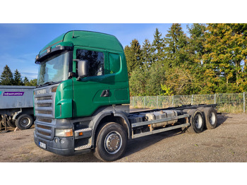 Caminhão chassi SCANIA R 470