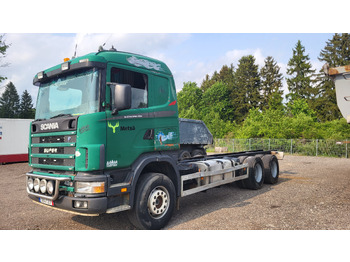 Caminhão chassi SCANIA R124