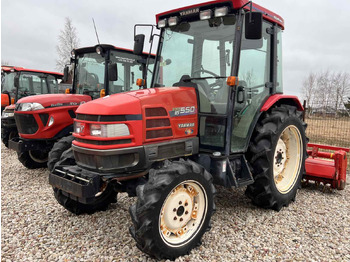 Mini trator YANMAR