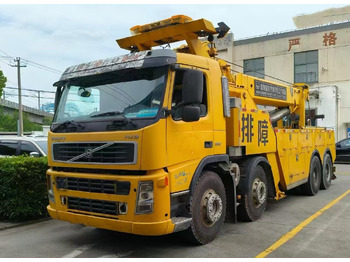 Caminhão reboque VOLVO FM12