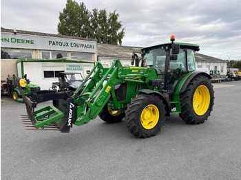 Trator JOHN DEERE 5090M