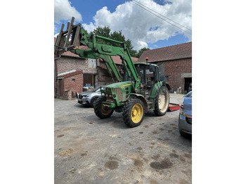 Trator JOHN DEERE 6230