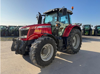 Trator MASSEY FERGUSON 6715