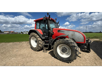 Locação de VALTRA T160 VALTRA T160: foto 4