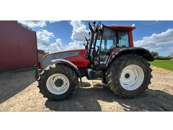 Locação de VALTRA T160 VALTRA T160: foto 1