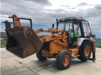 Retroescavadeira CATERPILLAR 428C