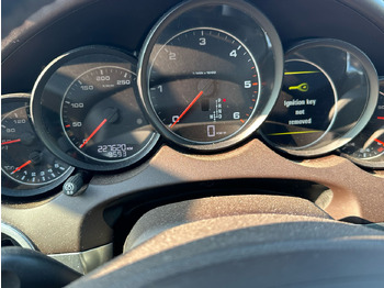 SUV PORSCHE CAYENNE: foto 4