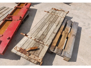 Carroceria e exterior de Reboque basculante agrícola Peräkärryn laita - K 54cm - L 195cm - puinen: foto 3