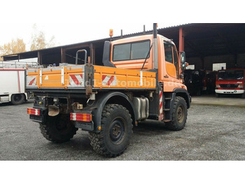 Veículo municipal/ Especial UNIMOG U300