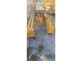 Guindaste de torre LIEBHERR