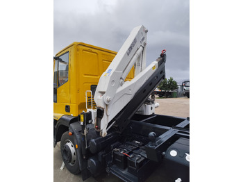 Caminhão grua IVECO EUROCARGO 120E28P: foto 3