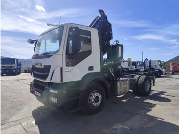 Caminhão grua IVECO Stralis