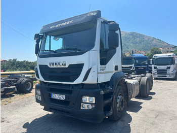 Caminhão chassi IVECO Stralis