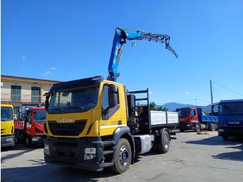 Caminhão grua IVECO Stralis