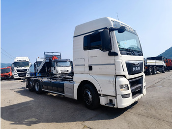 Camião de caixa aberta/ Plataforma MAN TGX 26.440