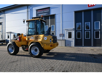 Carregadeira de rodas Volvo L30G: foto 3