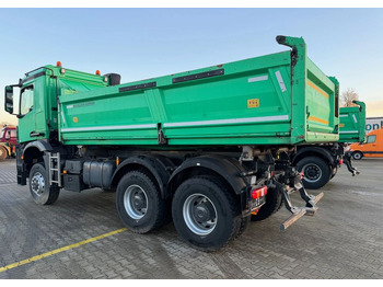 Caminhão basculante Mercedes-Benz AROCS 3345/6x6/ Wywrotka Miller Bordmatic: foto 5